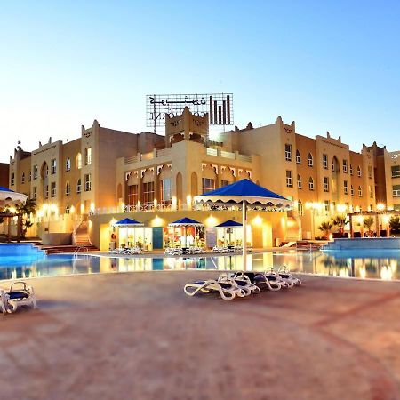 Copthorne Al Jahra Hotel&Resort Kuwait City Exterior foto