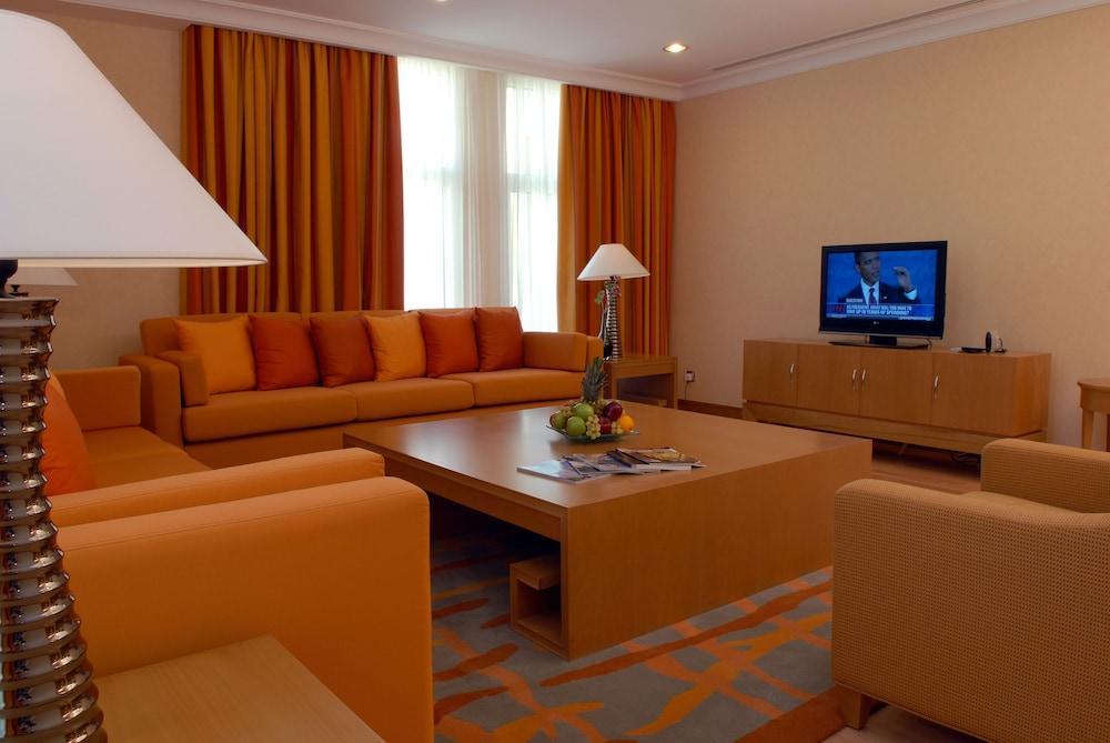 Copthorne Al Jahra Hotel&Resort Kuwait City Exterior foto