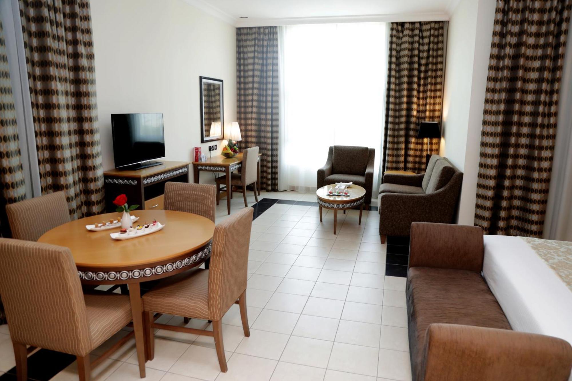 Copthorne Al Jahra Hotel&Resort Kuwait City Exterior foto