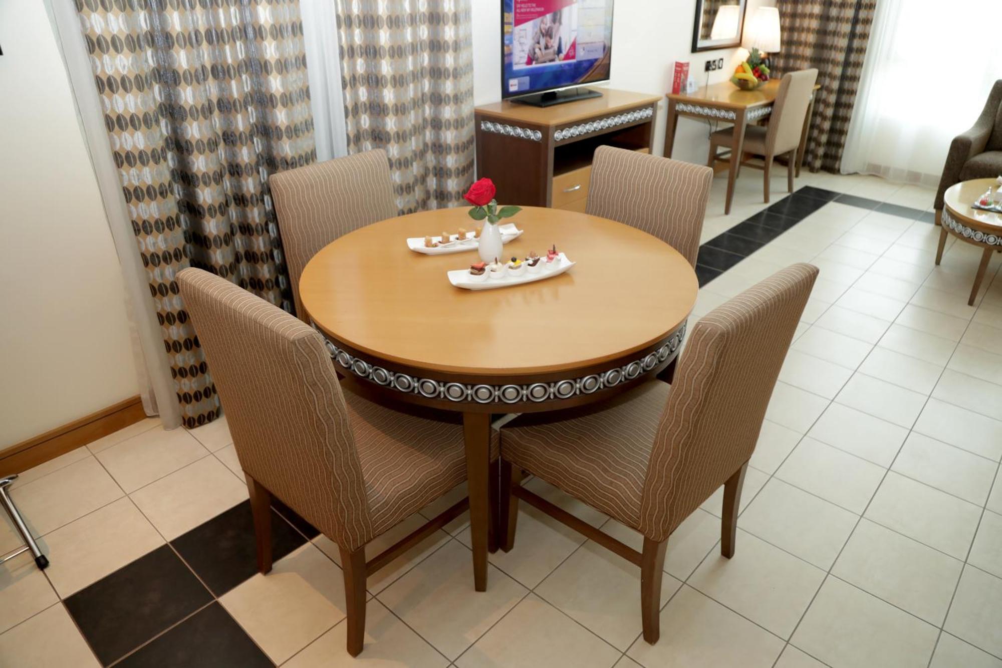Copthorne Al Jahra Hotel&Resort Kuwait City Exterior foto